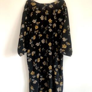 Black Floral Shift Dress - Size 6
